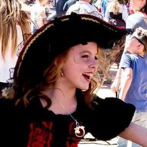 Team Page: Lahelas Liaisons